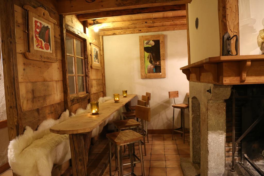 Auberge Du Moulin De Lere Vailly Eksteriør billede