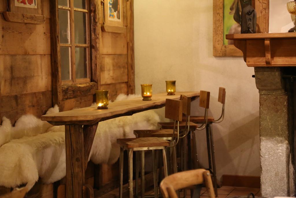 Auberge Du Moulin De Lere Vailly Eksteriør billede