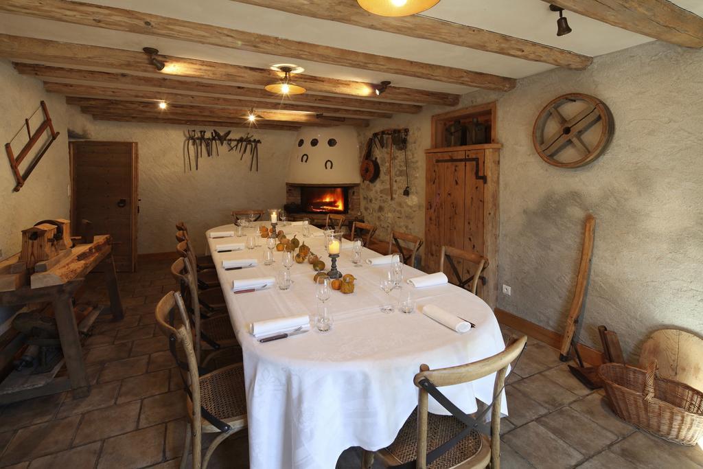 Auberge Du Moulin De Lere Vailly Eksteriør billede